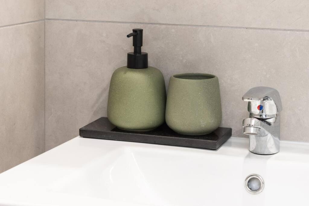 Parisian & Chic Appartement -15 Min From Paris Center Ιβρύ-συρ-Σεν Εξωτερικό φωτογραφία